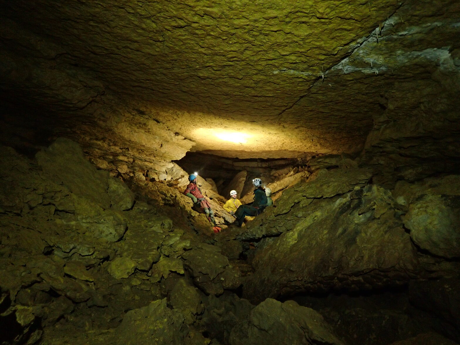 Galerie spéléo dans le Doubs, Jura